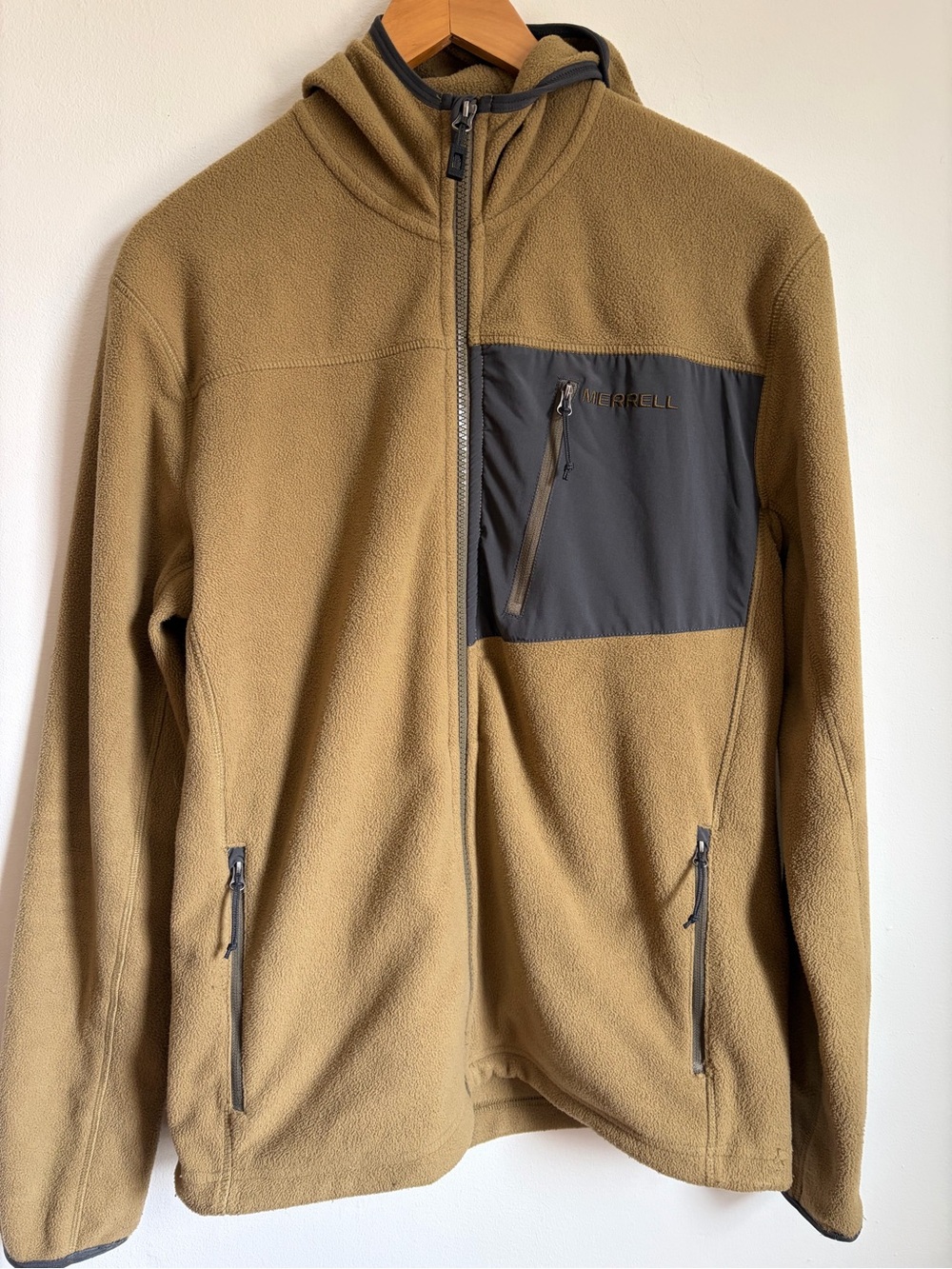 Merrell Olive-Tan Hooded Zip Fleece with Gray Chest Pocket